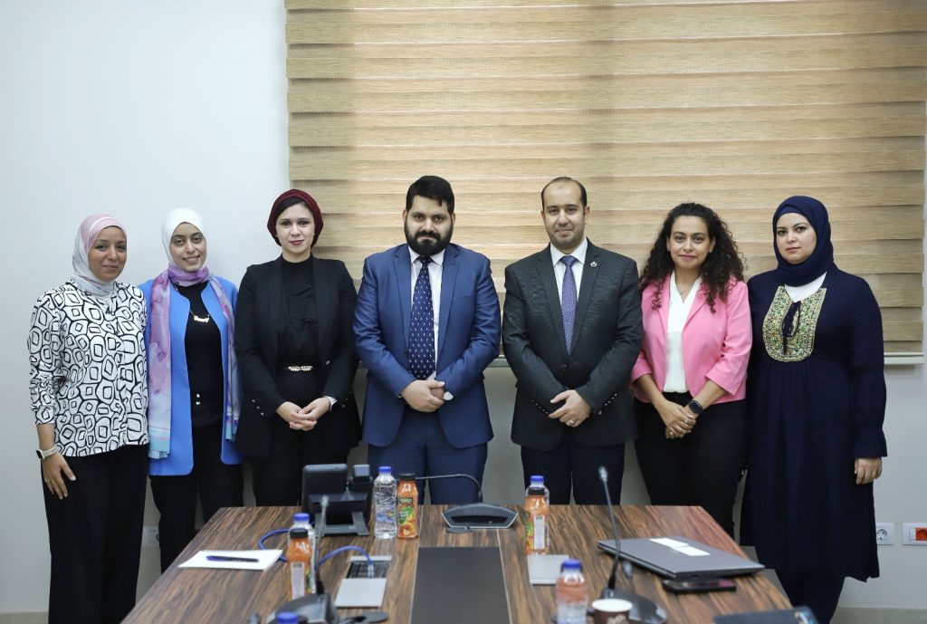 هيئة الدواء تستقبل المحلق التجاري الباكستاني في مصر