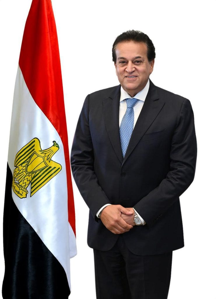 الصحة: إعادة توزيع أدوية راكدة وإصلاح أجهزة معطلة وسد عجز التخصصات.. أبرز نتائج المرور الميداني على المنشآت الطبية بسوهاج الدكتور خالد عبدالغفار نائب رئيس الوزراء ووزير الصحة والسكان