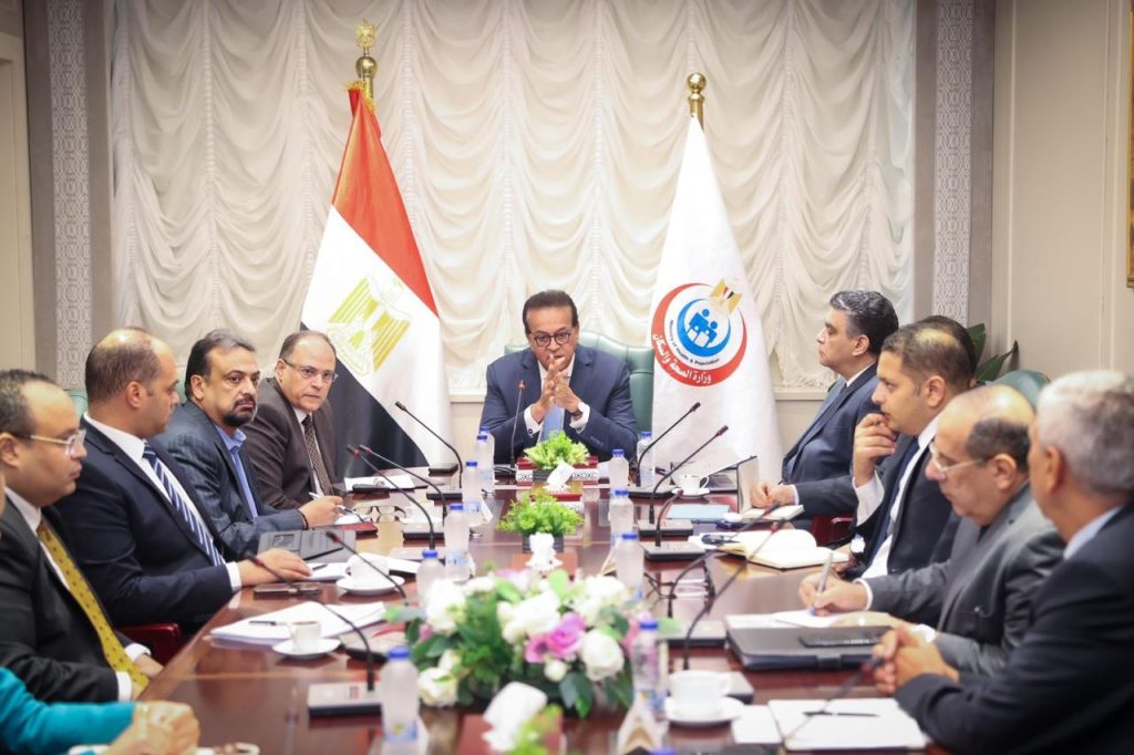 نائب رئيس مجلس الوزراء يترأس اجتماع اللجنة الدائمة لمراجعة أسعار الأدوية اجتماع لجنة تسعير الأدوية