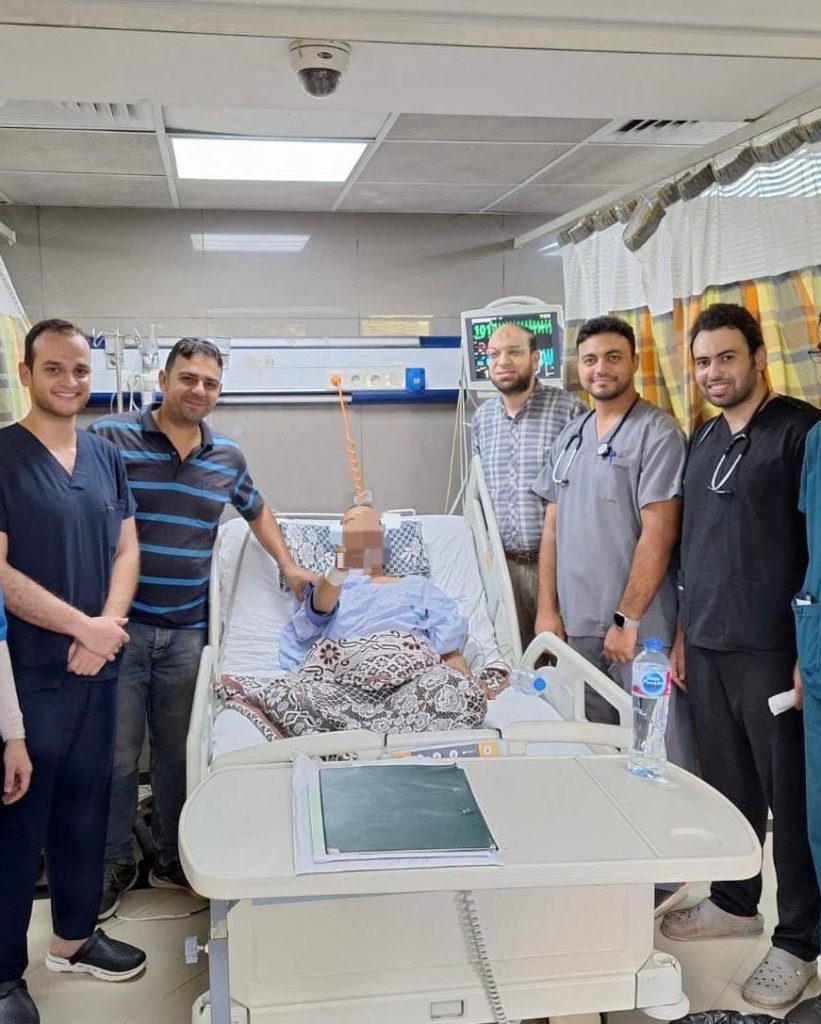 «الصحة» تعلن نجاح الفريق الطبي بمعهد القلب بإجراء قسطرة معقدة بإستخدام جهاز الإيكمو «الصحة» تعلن نجاح الفريق الطبي بمعهد القلب بإجراء قسطرة معقدة بإستخدام جهاز الإيكمو