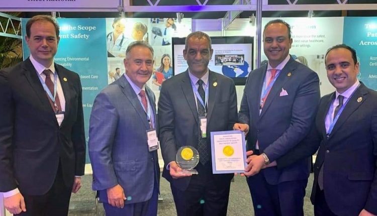 جانب من التكريم