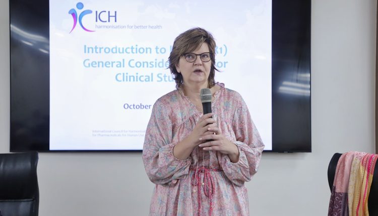 إحدى المحاضرات في التدريب