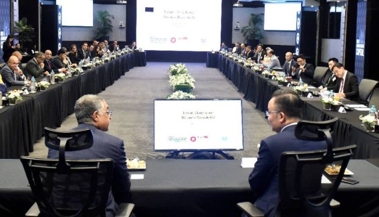 جانب من اللقاء