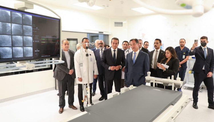 وزير الصحة ونظيره اليوناني يتفقدان مستشفى العاصمة الإدارية الجديدة