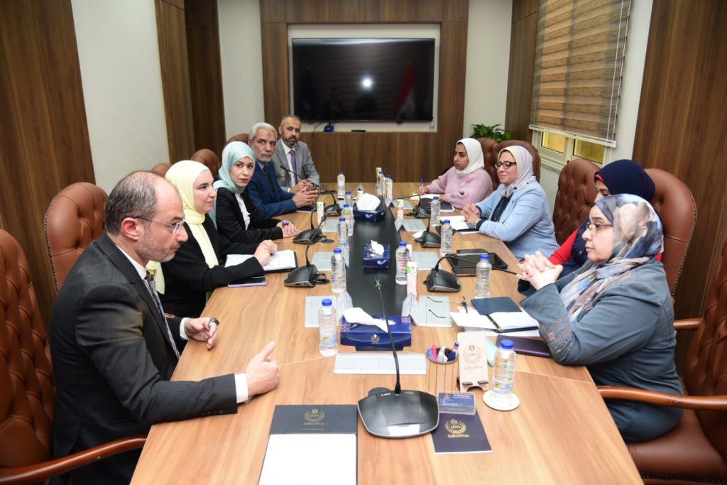 «هيئة الدواء» تستقبل ممثلي شركة «زيتا فارما» لبحث تطوير وتوطين عدد من المستحضرات لقاء مسئولي هيئة الدواء مع وفد شركة زيتا فارما