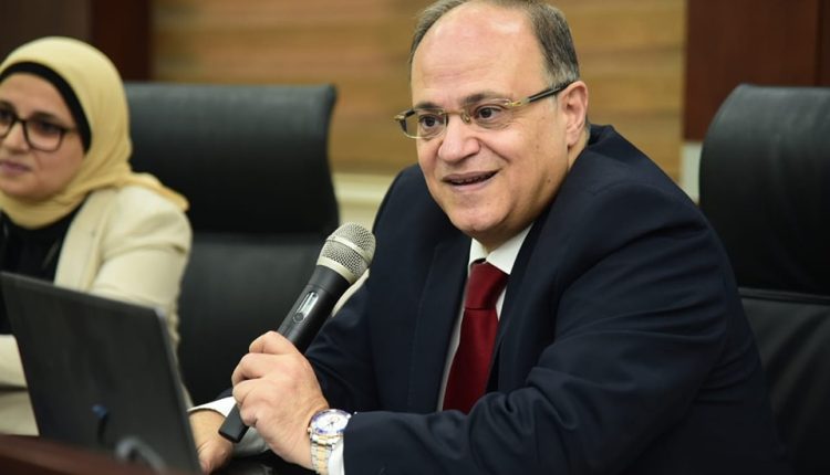 الدكتور على الغمراوي رئيس هيئة الدواء المصرية