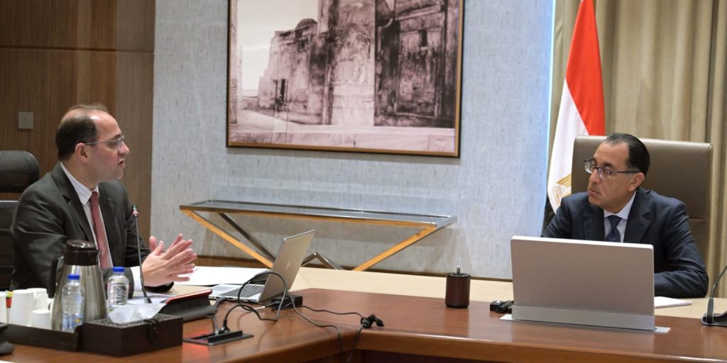 الحكومة تعلن تدبير 10 مليارات جنيه لتوفير الأدوية والمستلزمات الطبية الحكومة تعلن تدبير 10 مليارات جنيه لتوفير الأدوية والمستلزمات الطبية