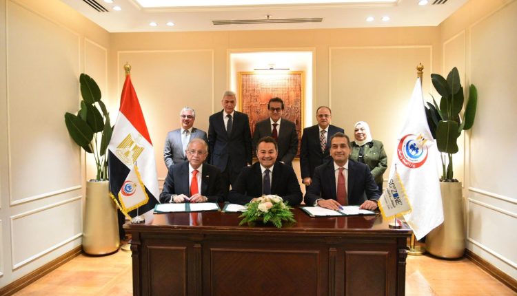 نائب رئيس مجلس الوزراء وزير الصحة يشهد توقيع بروتوكول لإنشاء مصنع متعدد الأغراض للمواد الخام الدوائية في مصر