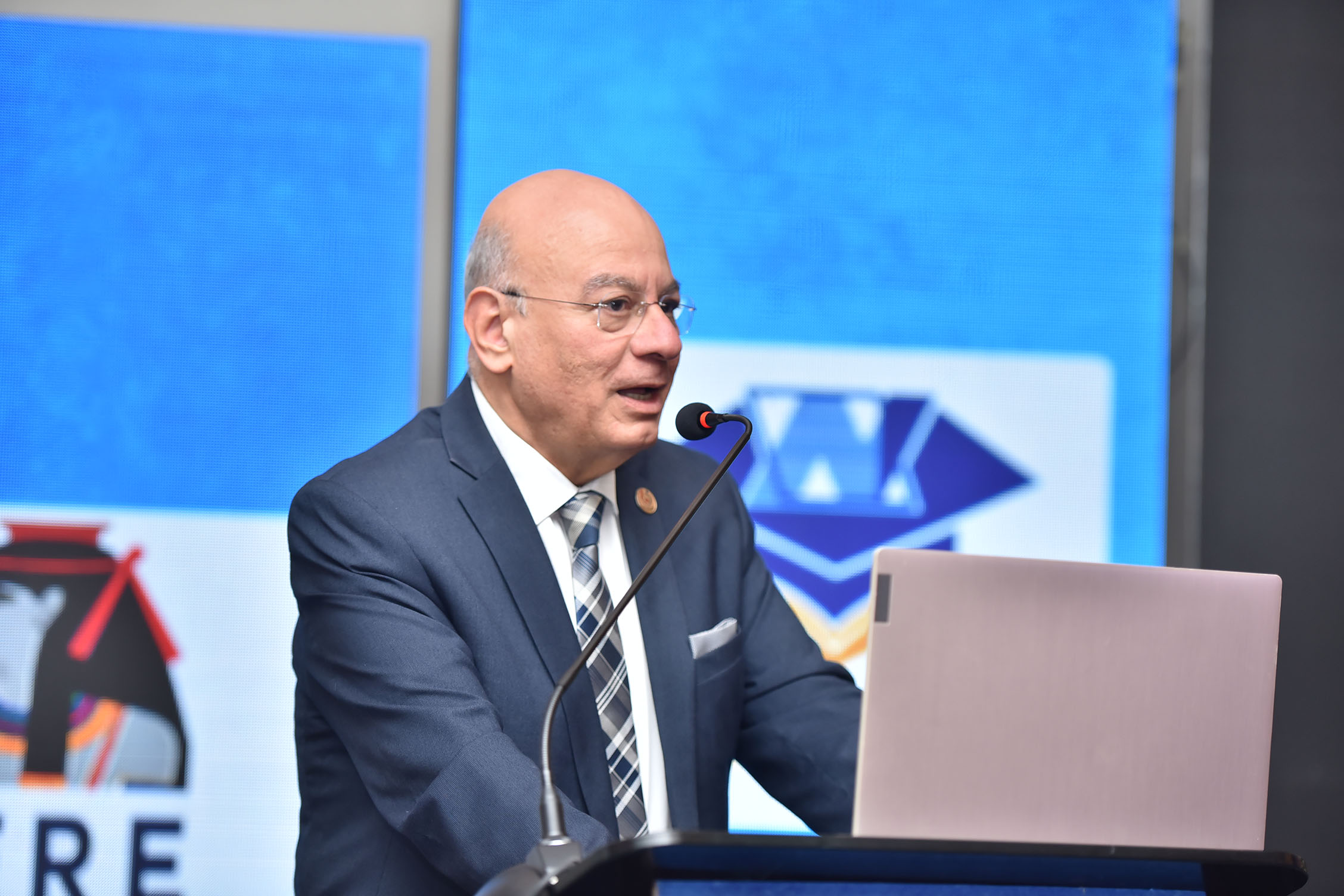 «نرهادو للأدوية» تُدشن أكاديمية للتعليم الطبي المستمر بالتعاون مع جمعية طب التكاثر وعلوم الأجنة