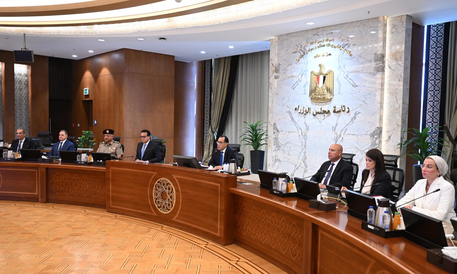 اجتماع سابق لمجلس الوزراء