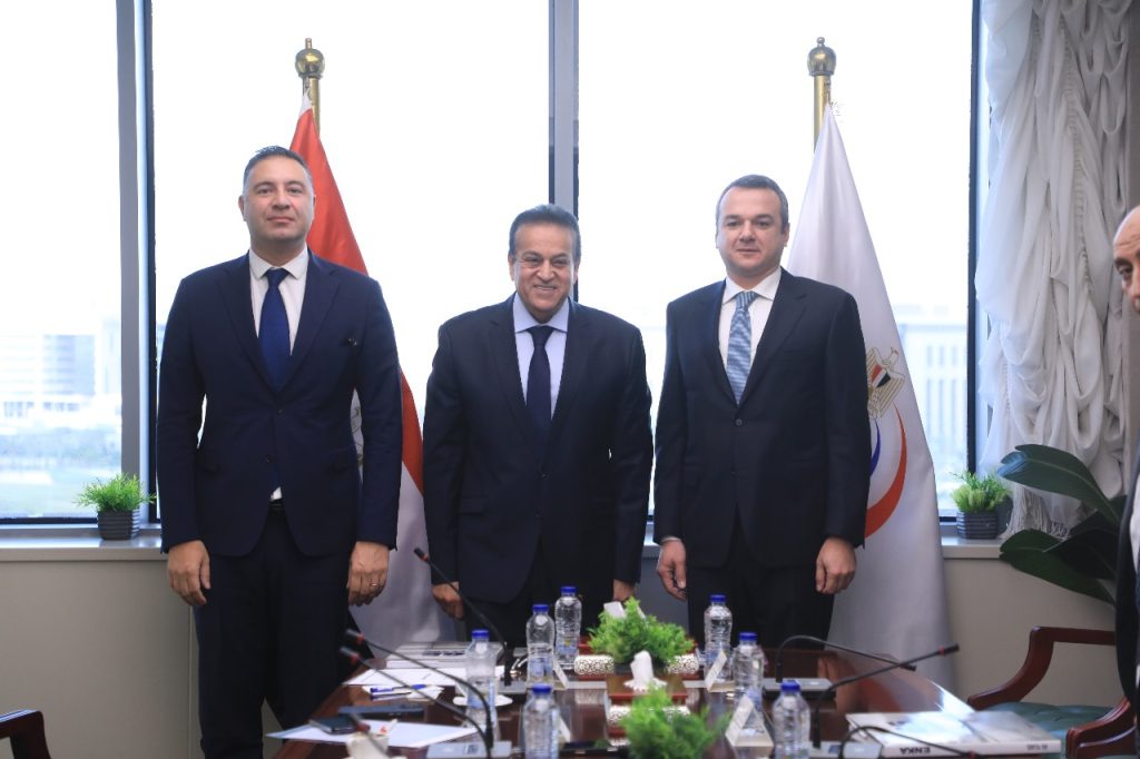 وزير الصحة يبحث مع رئيس شركة «ENKA» العالمية سبل التعاون في القطاع الصحي وزير الصحة يبحث مع رئيس شركة «ENKA» العالمية سبل التعاون في القطاع الصحي