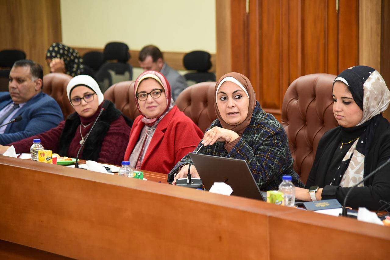 اللجنة الدائمة لصياغة مسودة دستور الدواء المصري تعقد اجتماعها الـ 14