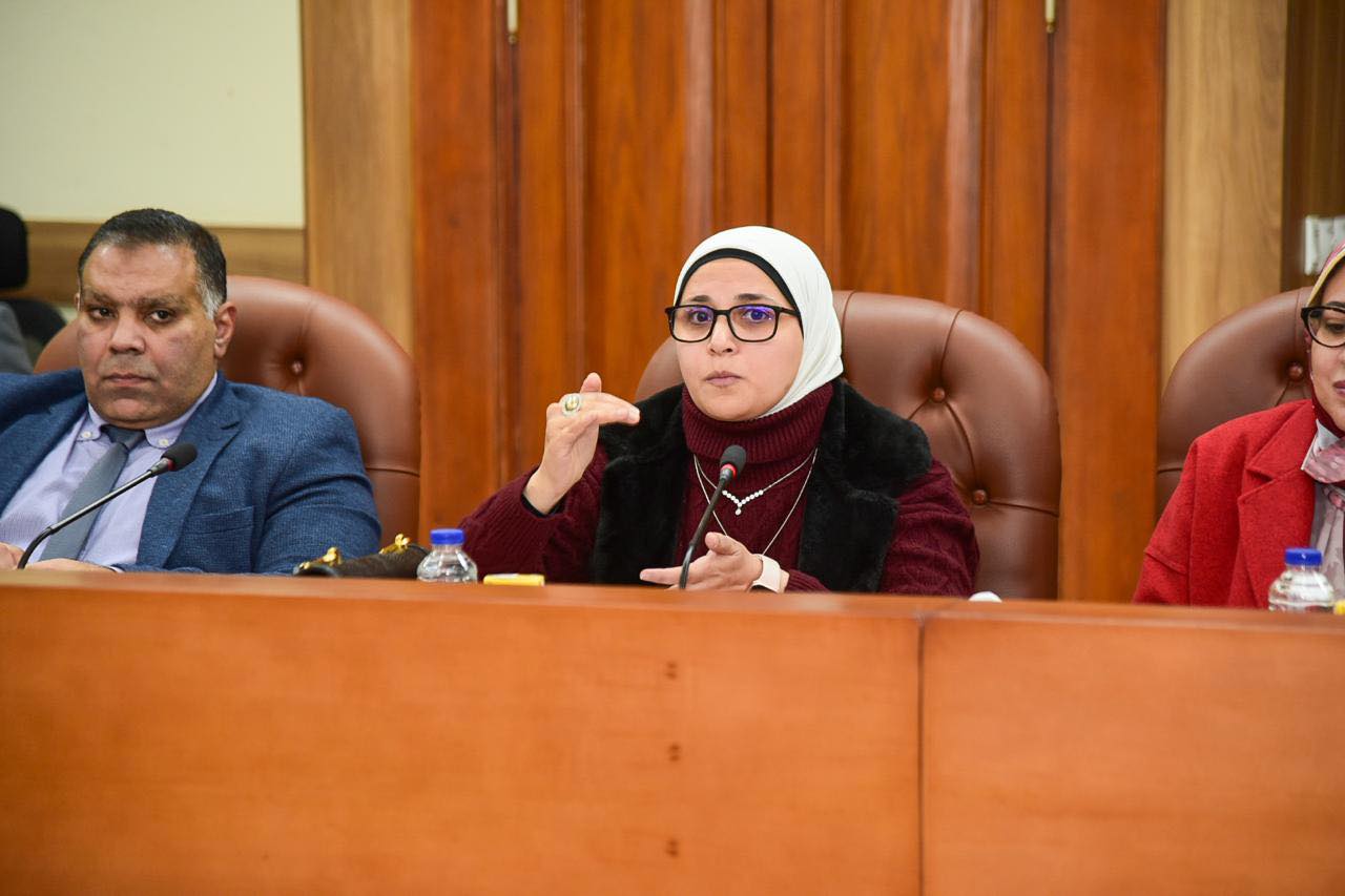 اللجنة الدائمة لصياغة مسودة دستور الدواء المصري تعقد اجتماعها الـ 14