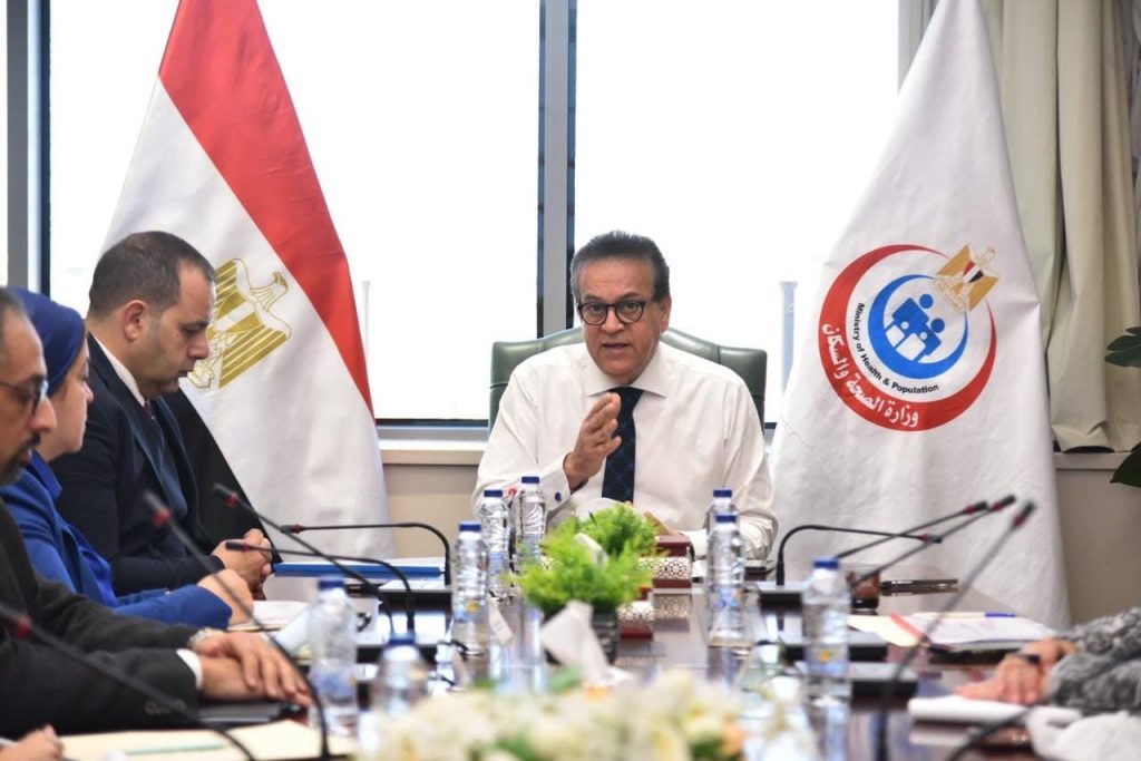 وزير الصحة يعقد اجتماعًا لمتابعة مستجدات مشروع إنهاء قوائم الانتظار الخاصة بزرع النخاغ