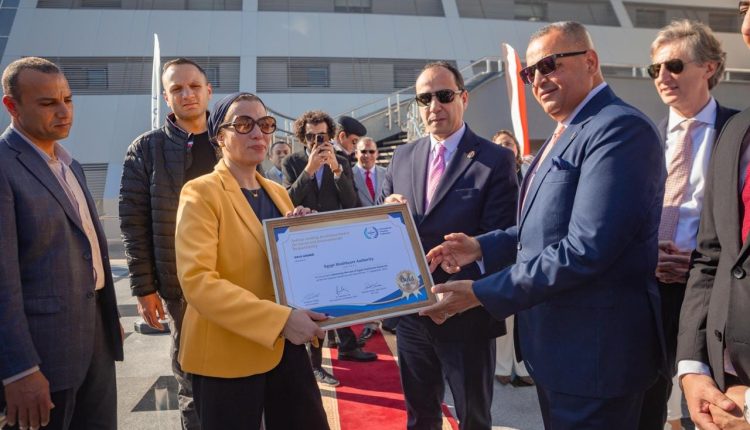 جانب من الزيارة