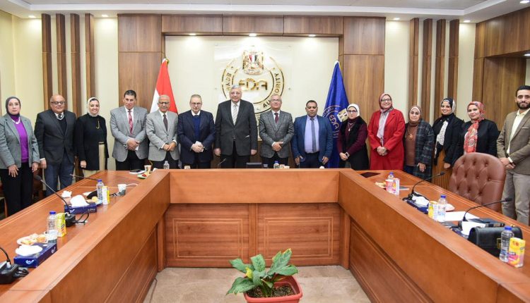 اللجنة الدائمة لصياغة مسودة دستور الدواء المصري تعقد اجتماعها الـ 14