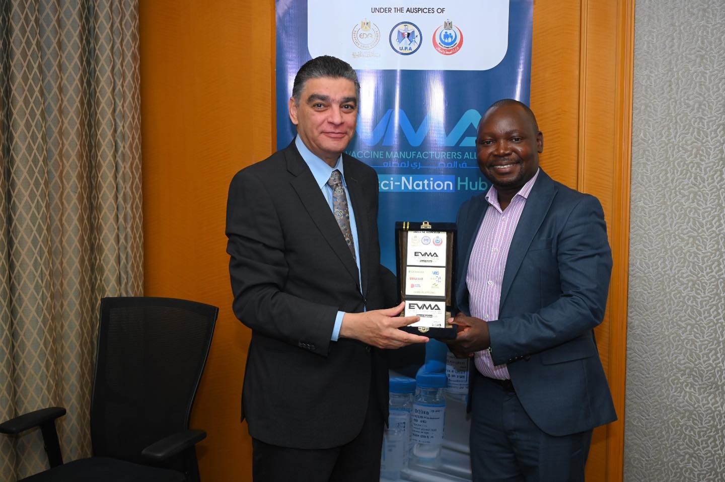 هيئة الشراء الموحد تبحث التعاون مع المبادرة الإفريقية لتصنيع اللقاحات لتعزيز توطين الصناعة الحيوية في إفريقيا