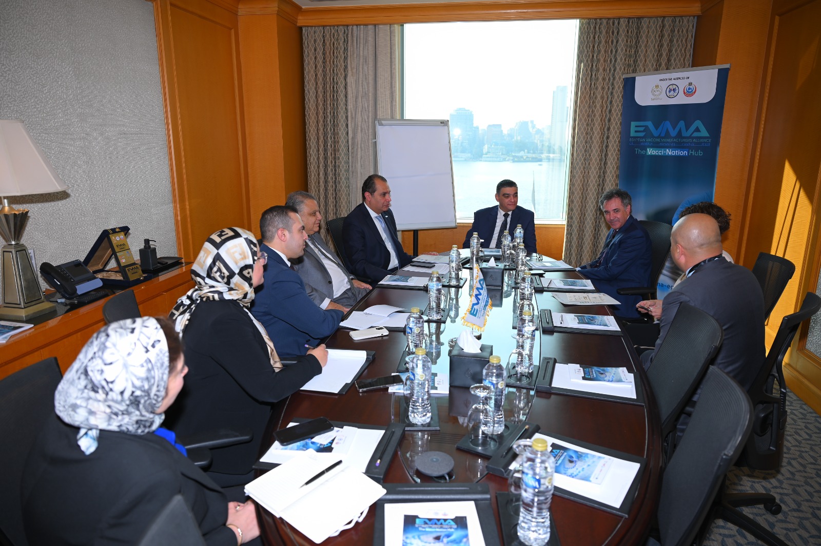 هيئة الشراء الموحد تبحث التعاون مع مؤسسة التمويل الدولية لتطوير سلاسل الإمداد والتصنيع الحيوي