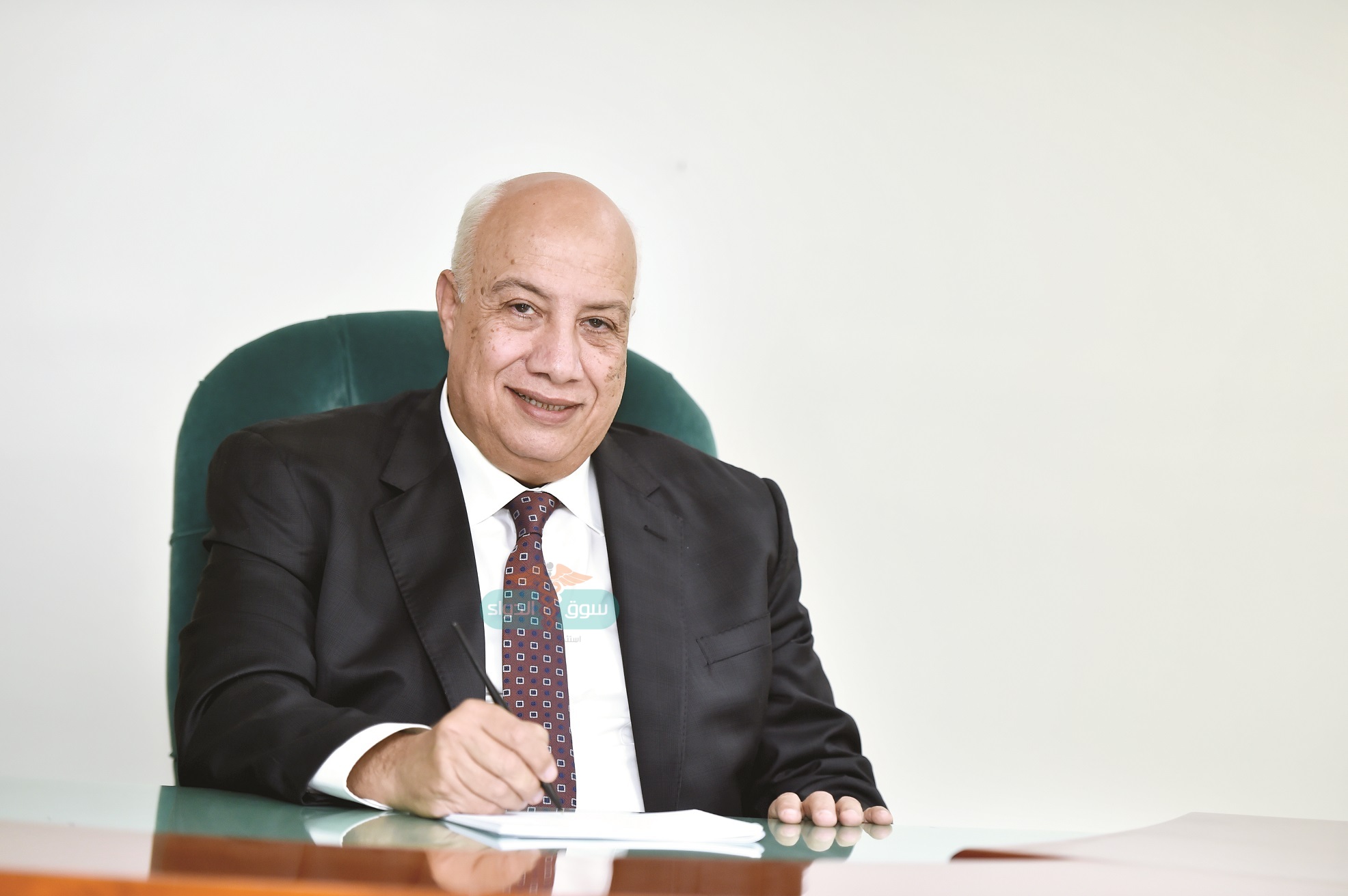 الدكتور هشام عبد العزيز .. العضو المنتدب لشركة «أكتوبر فارما»: