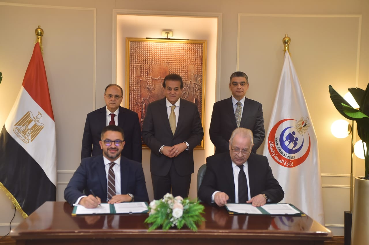 «سيديكو» و«ساندوز» توقعان اتفاقية توطين ونقل تكنولوجيا تصنيع أدوية أورام في مصر