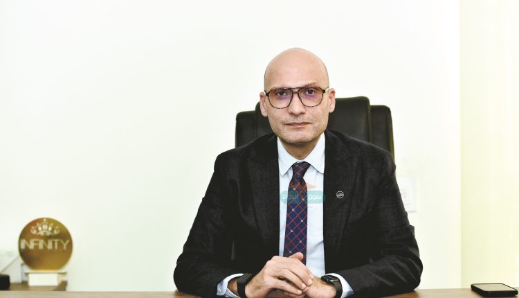 الدكتور أحمد أبو الحمايل العضو المنتدب لشركة «إنفينيتى كلينيك فارما»