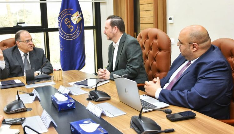 جانب من الاجتماع بمقر هيئة الدواء المصرية