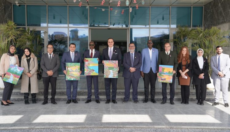جانب من الزيارة