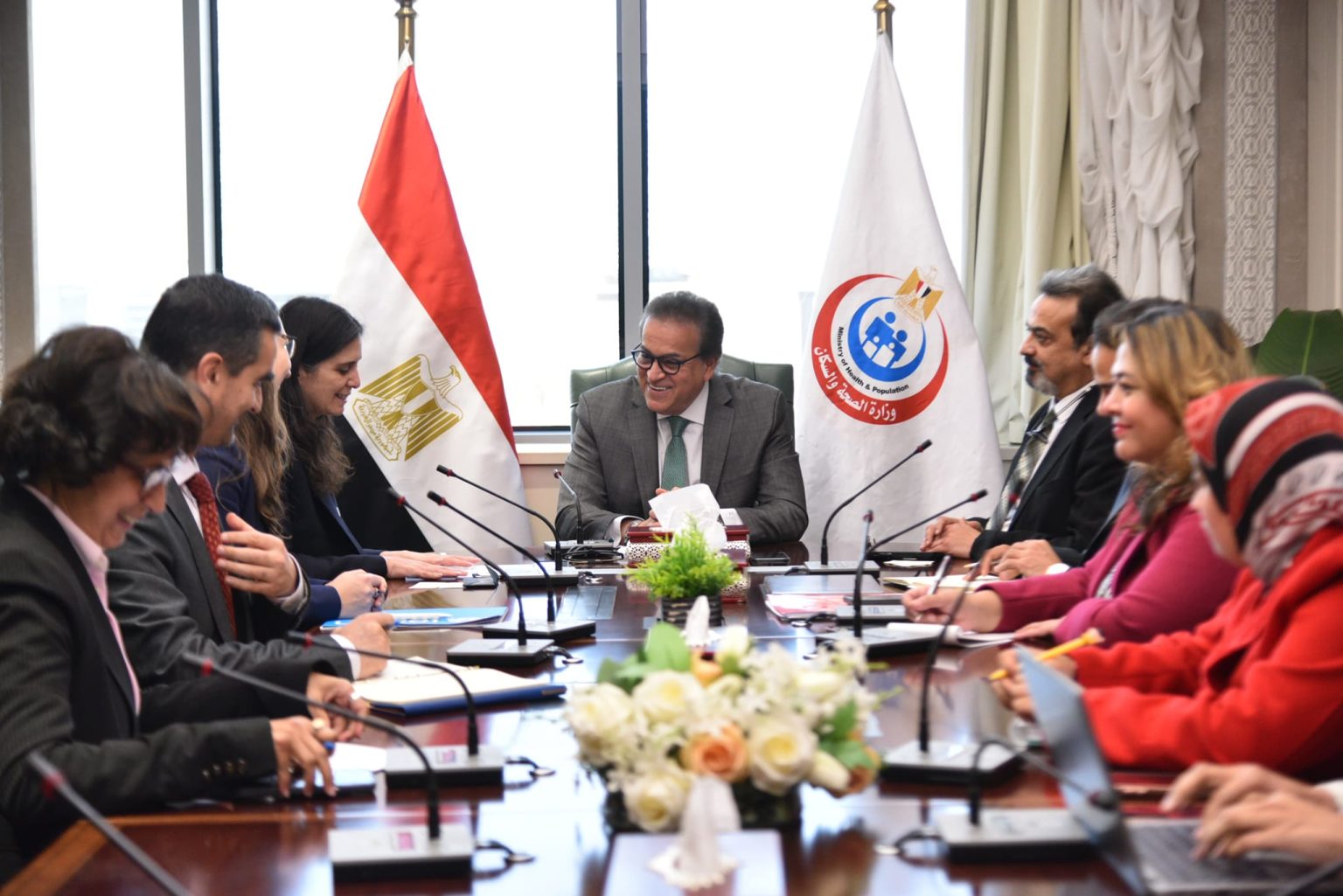 وزير الصحة يبحث مع ممثل «اليونيسيف» تعزيز التعاون في الرعاية الصحية والتغذية والصحة النفسية جانب من اللقاء