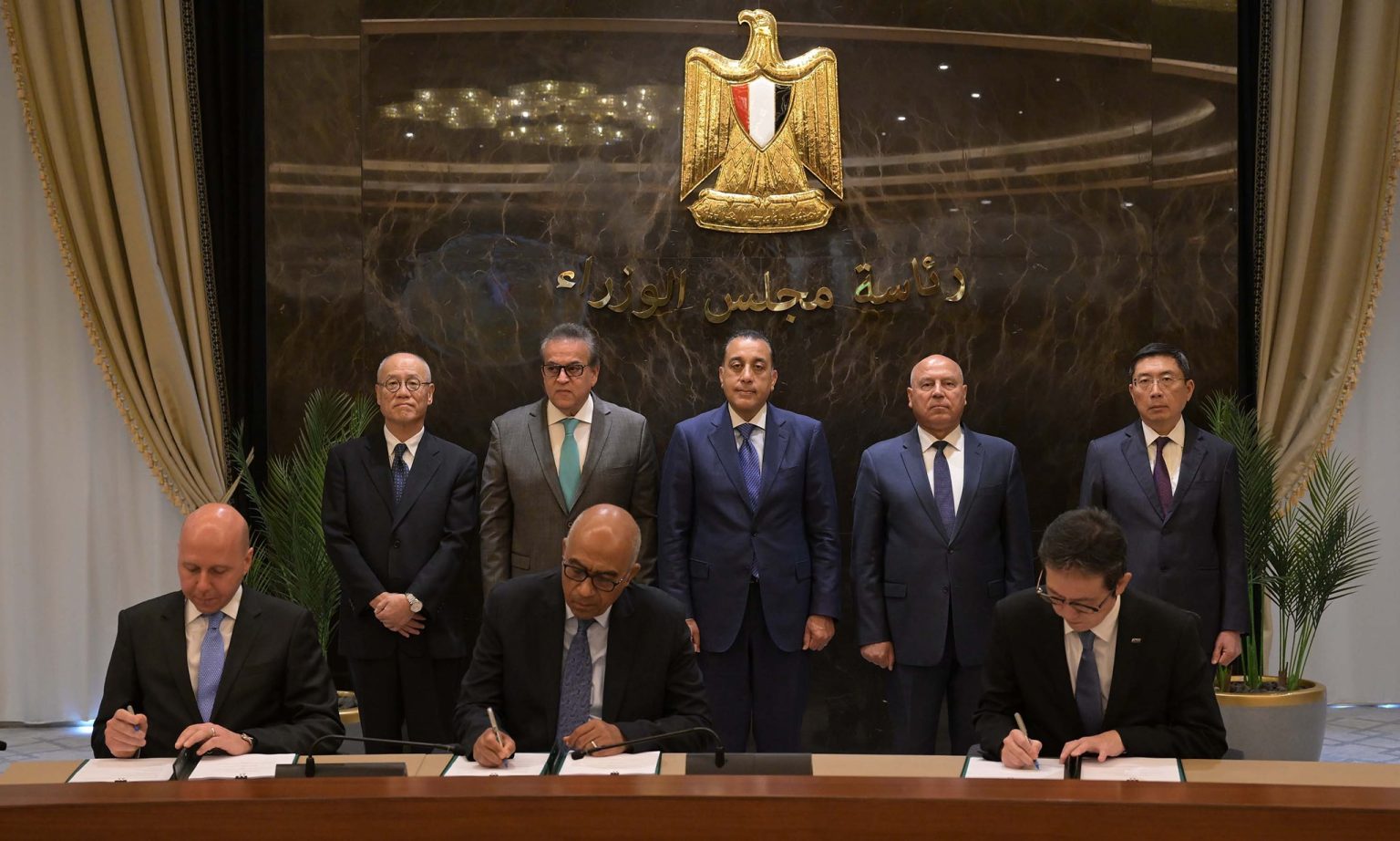 شراكة مصرية يابانية لتصنيع أكياس الدم في اقتصادية قناة السويس باستثمارات 1.4 مليار جنيه جانب من فعاليات التوقيع