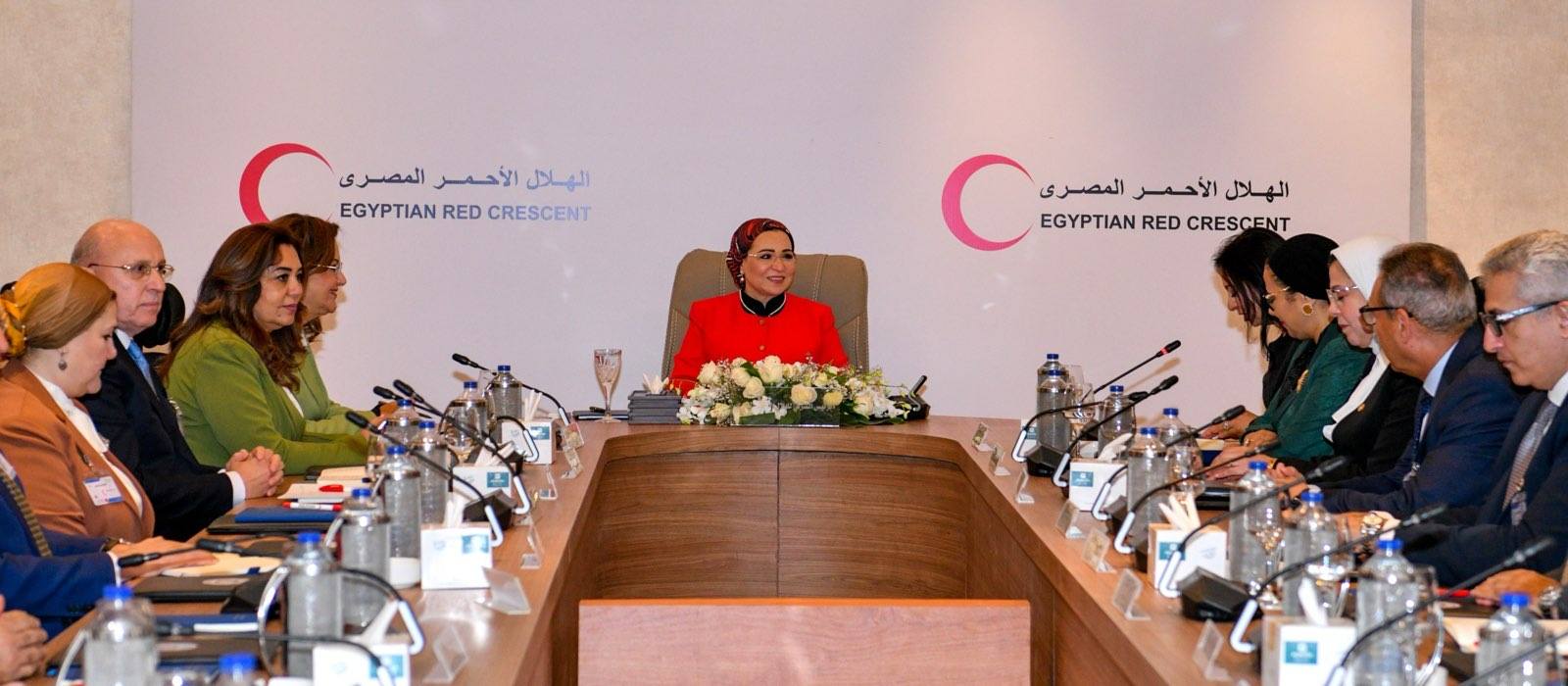 برئاسة شرفية من السيدة انتصار السيسي.. اختيار الدكتورة ألفت غراب في مجلس إدارة الهلال الأحمر المصري