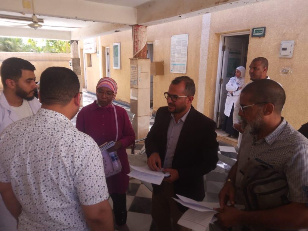 فريق الحوكمة والمراجعة داخل إحدى منشآت أسوان
