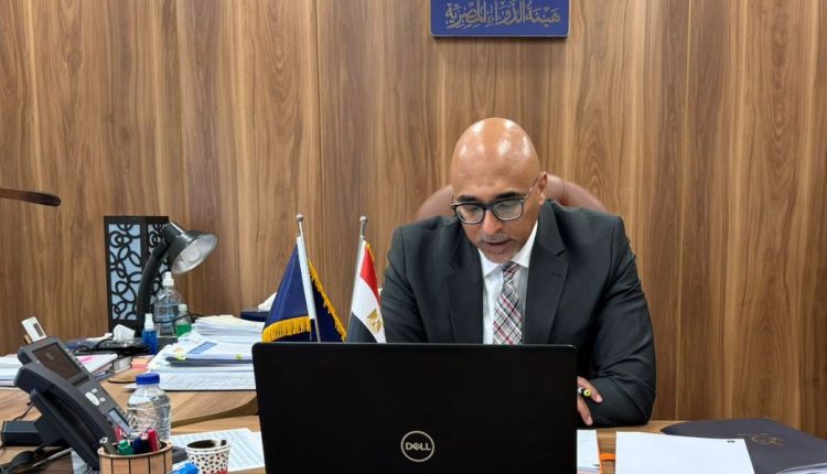 الدكتور تامر الحسيني نائب رئيس هيئة الدواء خلال مشاركته في المنتدى