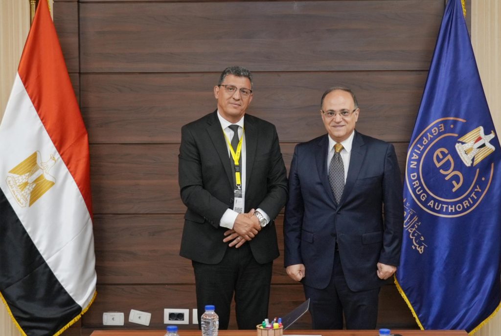 هيئة الدواء والوكالة المغربية للتأمين الصحي تبحثان التعاون في تطوير السياسات الدوائية ودعم النظم الصحية جانب من اللقاء