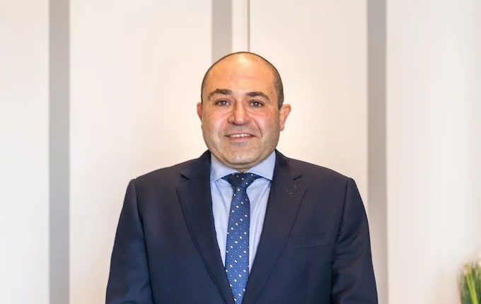 الدكتور هيثم بدران، رئيس قسم أمراض النساء والتوليد بجامعة الفيوم