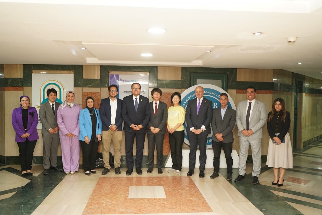 رئيس هيئة الرقابة الصحية يبحث التعاون مع «جايكا» لدعم تطبيق مشروع الرعاية المتمركزة حول المريض جانب من اللقاء