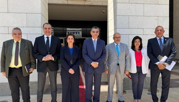 هيئة الشراء الموحد تبحث مع منظمة الصحة العالمية تعزيز التعاون في سلاسل الإمداد والمخازن الاستراتيجية وتوطين الصناعات عالية التقنية واللقاحات