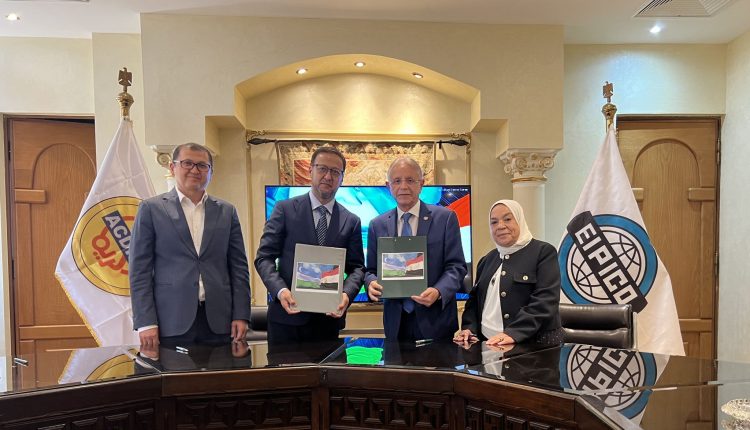«أكديما» و«إيبيكو» توقّعان اتفاقيات استراتيجية لتعزيز تواجد الدواء المصري في أوزبكستان