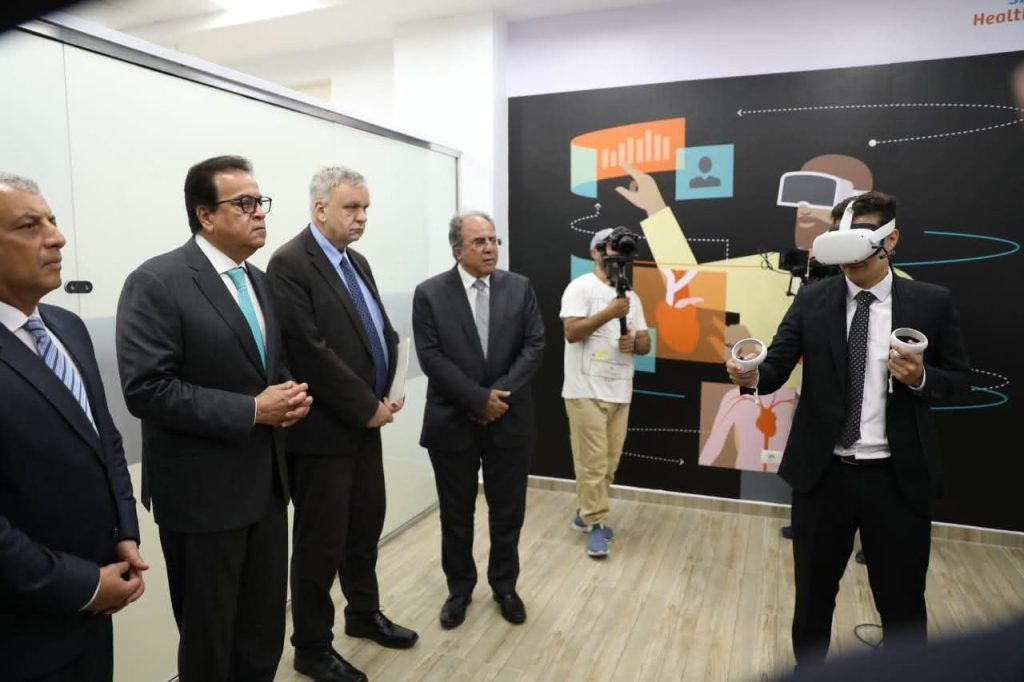 «وزير الصحة»يفتتح أول معمل متطور للمحاكاة بالمعهد الفني الصحي بالإسماعيلية وزير الصحة يفتتح أول معمل متطور للمحاكاة