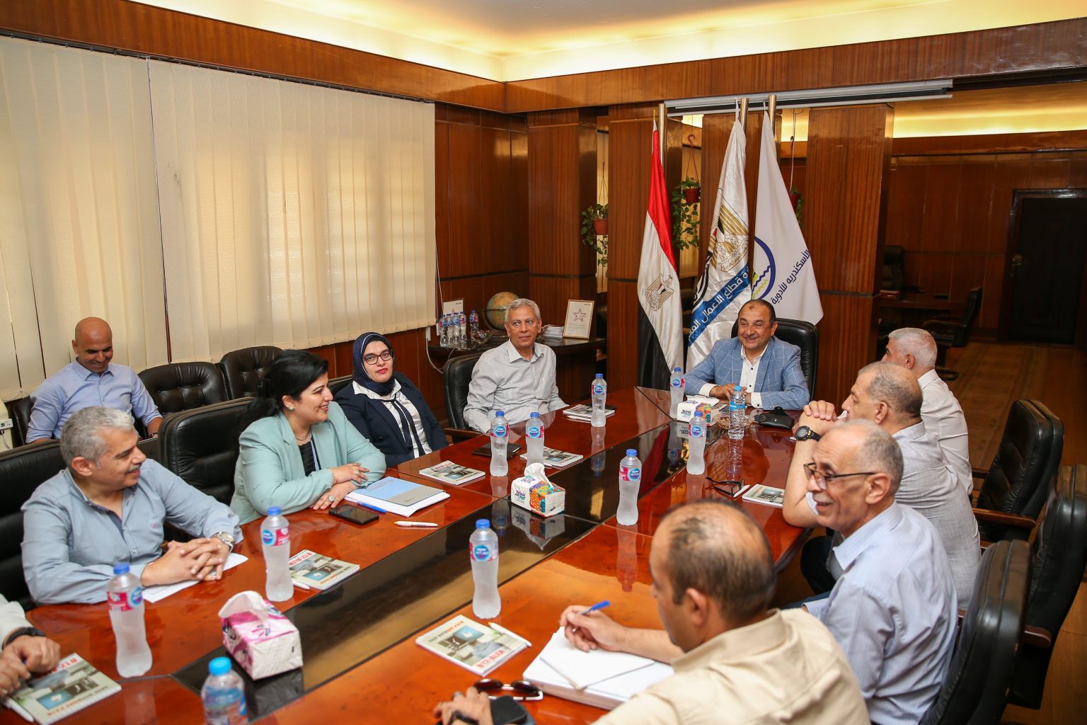 وزير قطاع الأعمال يتفقد مصانع الإسكندرية للأدوية لمتابعة الإنتاج وتطورات المشروعات
