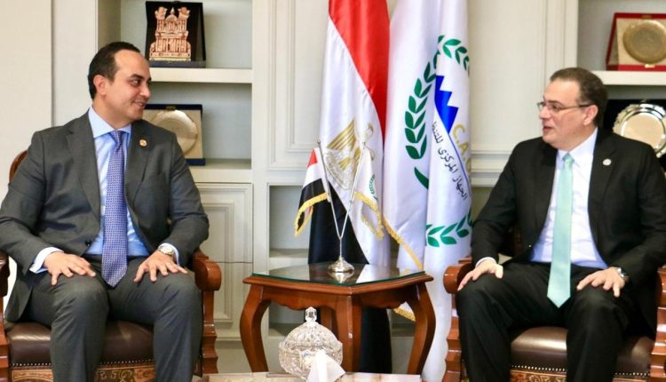 رئيسا التنظيم والإدارة والرعاية الصحية