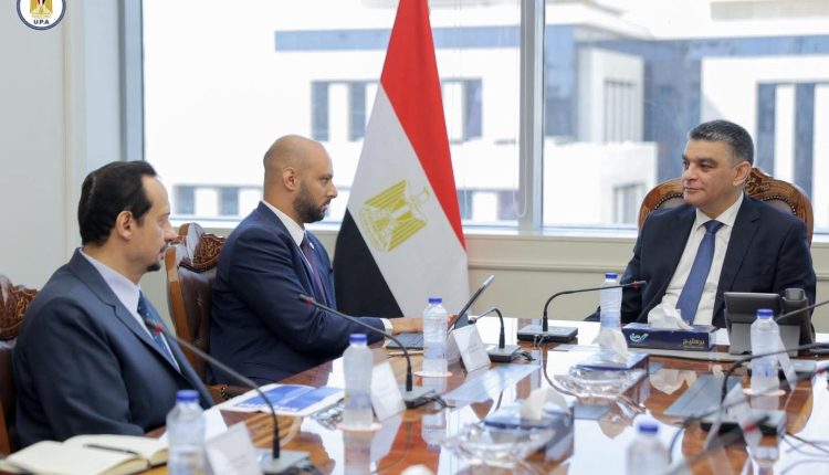 لقاء رئيس هيئة الشراء مع ممثلي شركة "فيليبس"