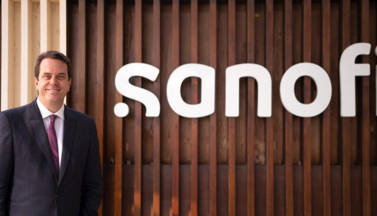 أدريان دلامار-ديبوتفيل المدير العام لشركة سانوفي إفريقيا ومصر