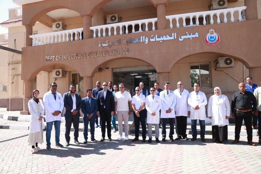 وزير الصحة يشهد تدشين 6 معدات جديدة للفرم والتعقيم في عدد من المحافظات