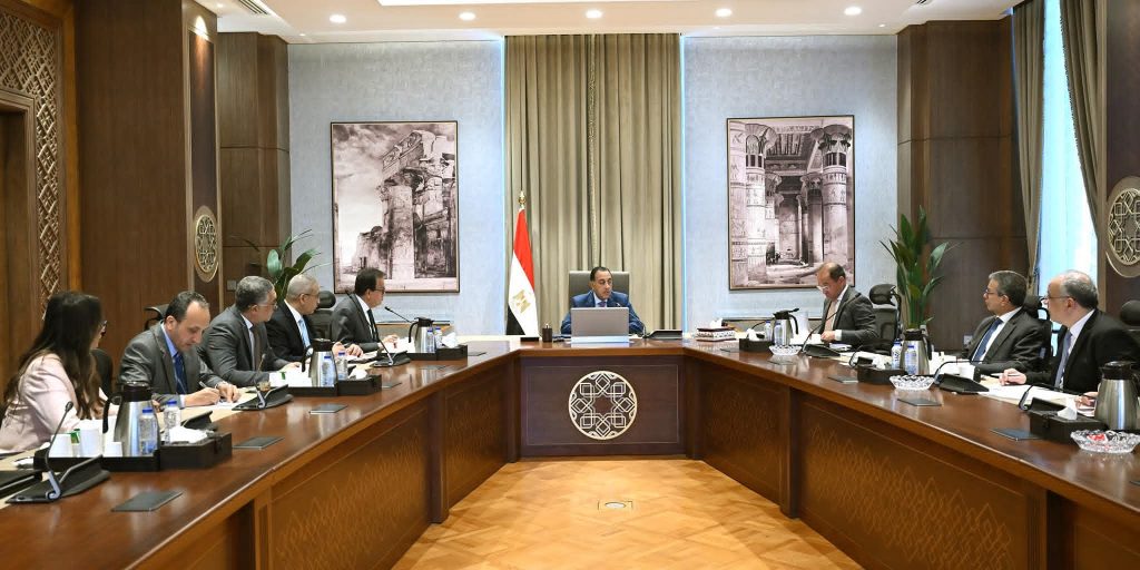 رئيس الوزراء يتابع جاهزية محافظات المرحلة الثانية لتطبيق منظومة التأمين الصحي الشامل ويعلن بدء التنفيذ بالمنيا