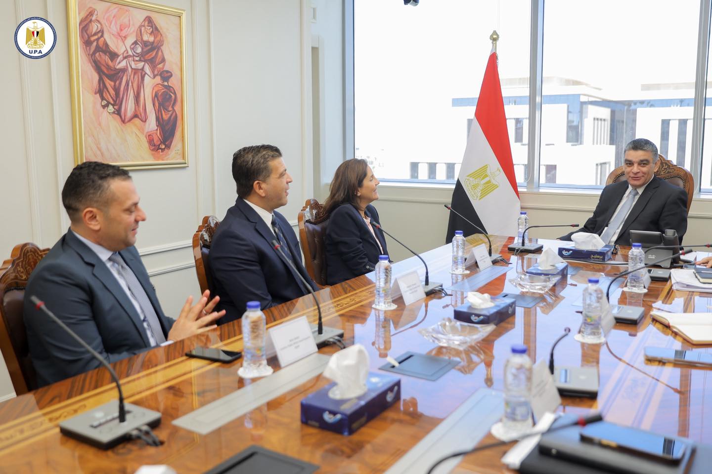 رئيس هيئة الشراء الموحد يبحث مع قيادات نوفارتس تعزيز توطين الصناعات الدوائية الحديثة في مصر