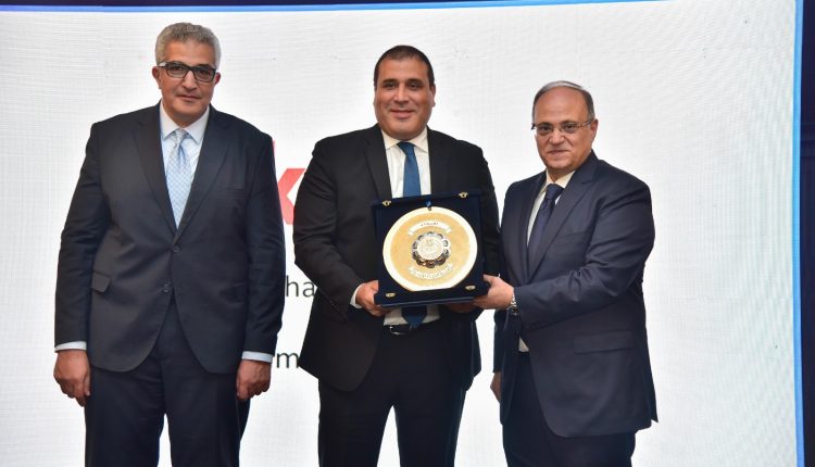 هيئة الدواء تكرم شركة «الحكمة» كشريك نجاح في برنامج الامتياز لطلاب كليات الصيدلة