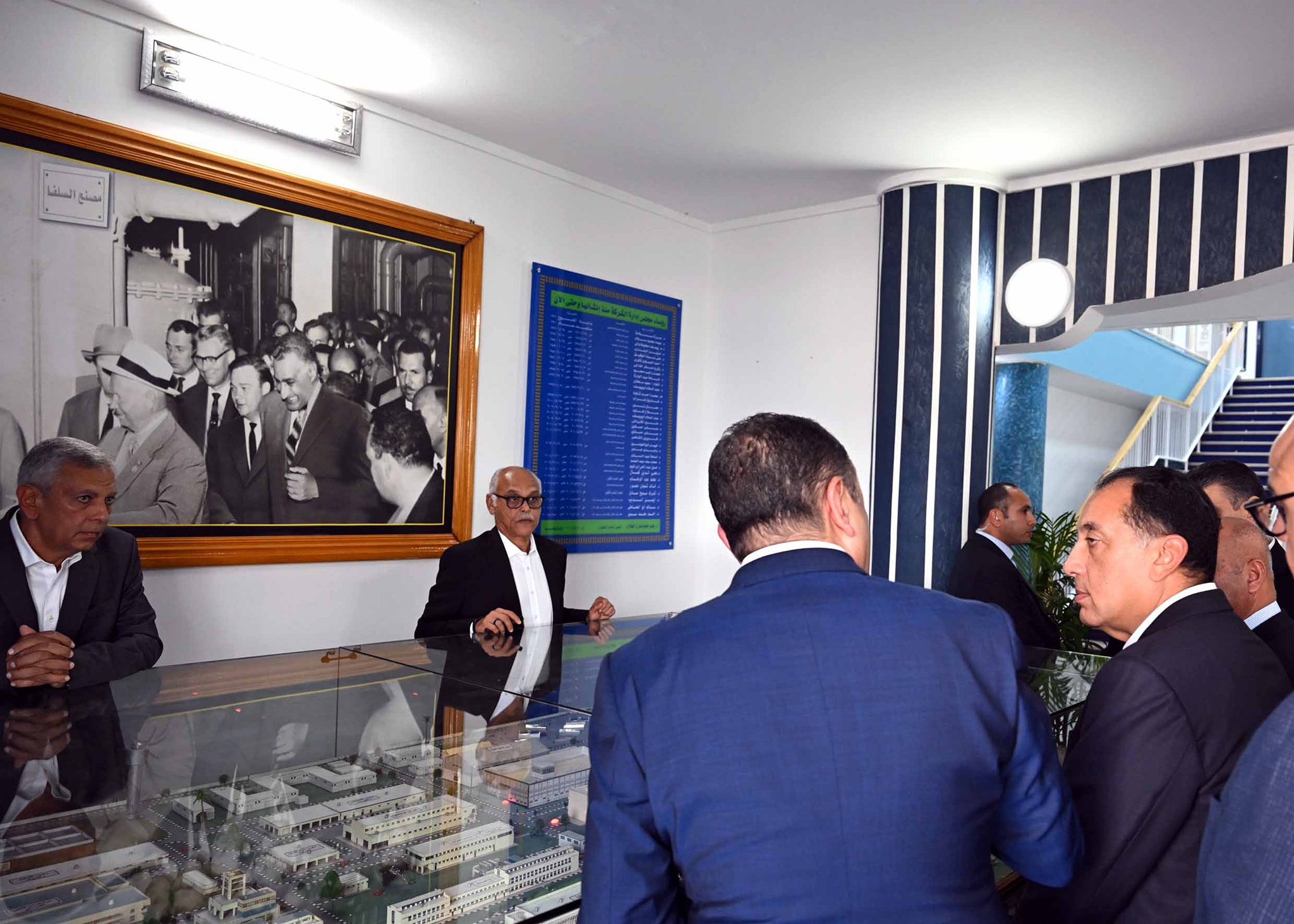 جانب اخر من زيارة رئيس الوزراء لمصانع الأدوية بالقليوبية