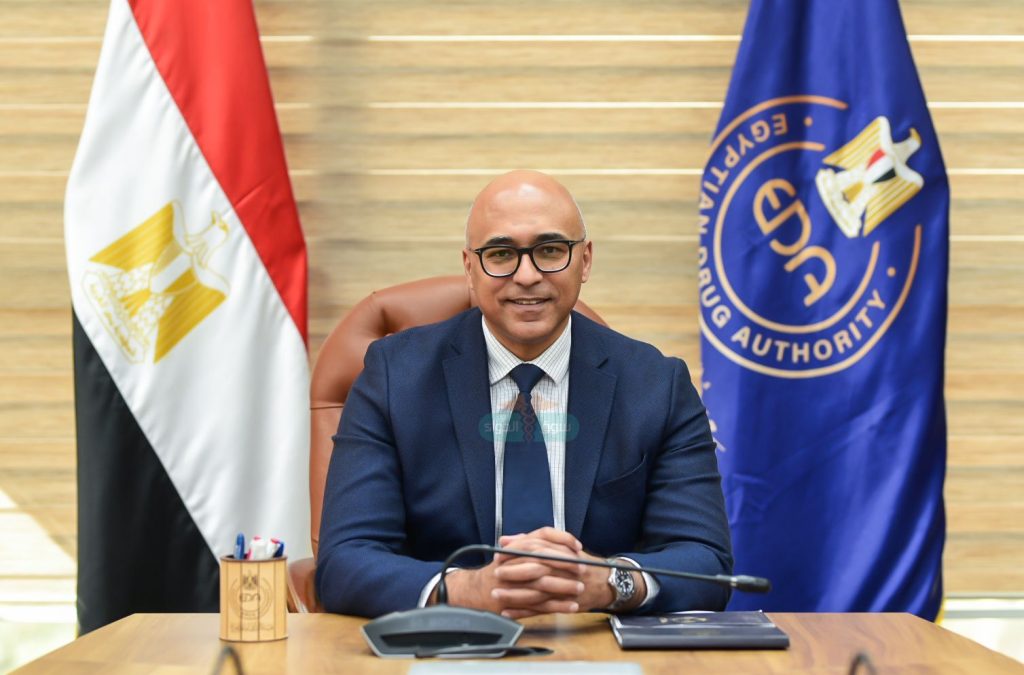 نائب رئيس هيئة الدواء: 5 مصانع تتقدم للحصول على تراخيص لتصنيع اللقاحات الدكتور تامر الحسيني، نائب رئيس هيئة الدواء