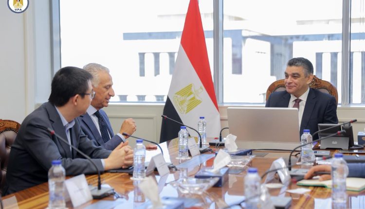 هيئة الشراء الموحد تبحث مع «ميدبوت» الصينية التعاون في مجال أنظمة الجراحة الروبوتية