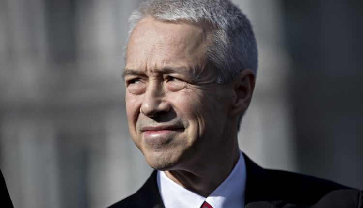 جواكين دواتو، الرئيس التنفيذي لجونسون آند جونسون